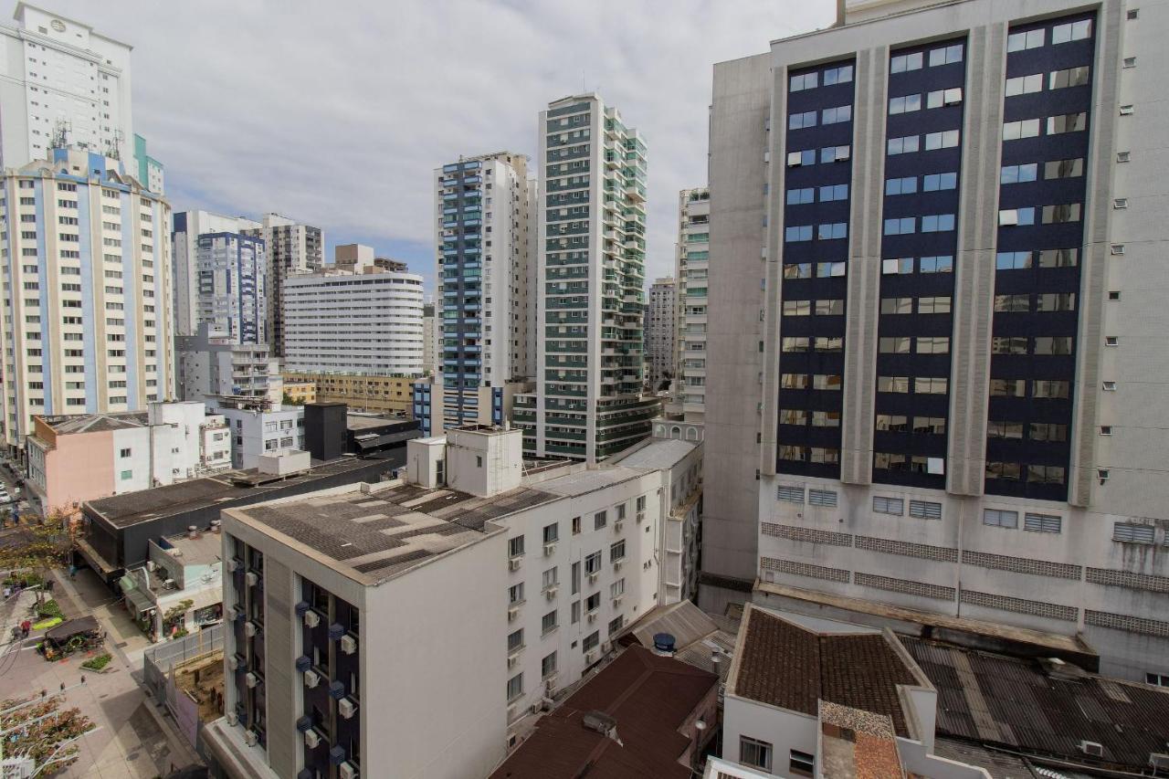 Clr82 - Calcadao, 1 Dorm Climatizado, Garagem * Balneario Camboriu