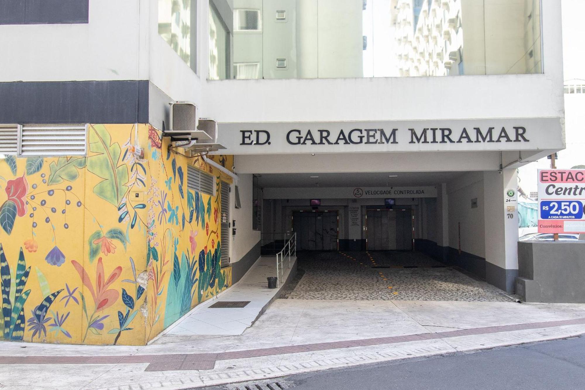 Clr82 - Calcadao, 1 Dorm Climatizado, Garagem Apartamento